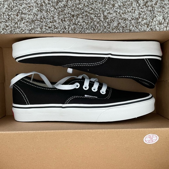 VANS Unisex Authentic Black Canvas - Picture 3 of 5